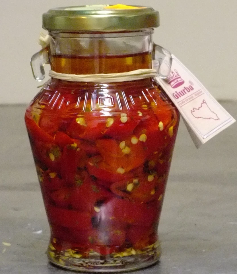 GIURBA PEPERONCINO PEPERONCINI PICCANTE SOTT' OLIO ( Sicilia che gusto ) 314 g