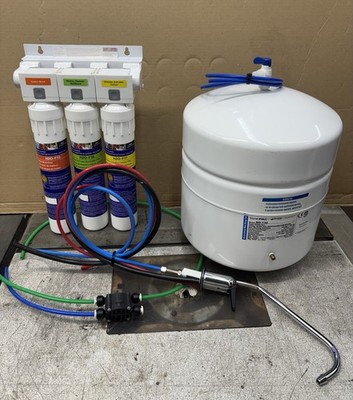 Watts RO 3 Stage Under Sink Water Filter System Housing Tank Faucet H2O-DWRO300