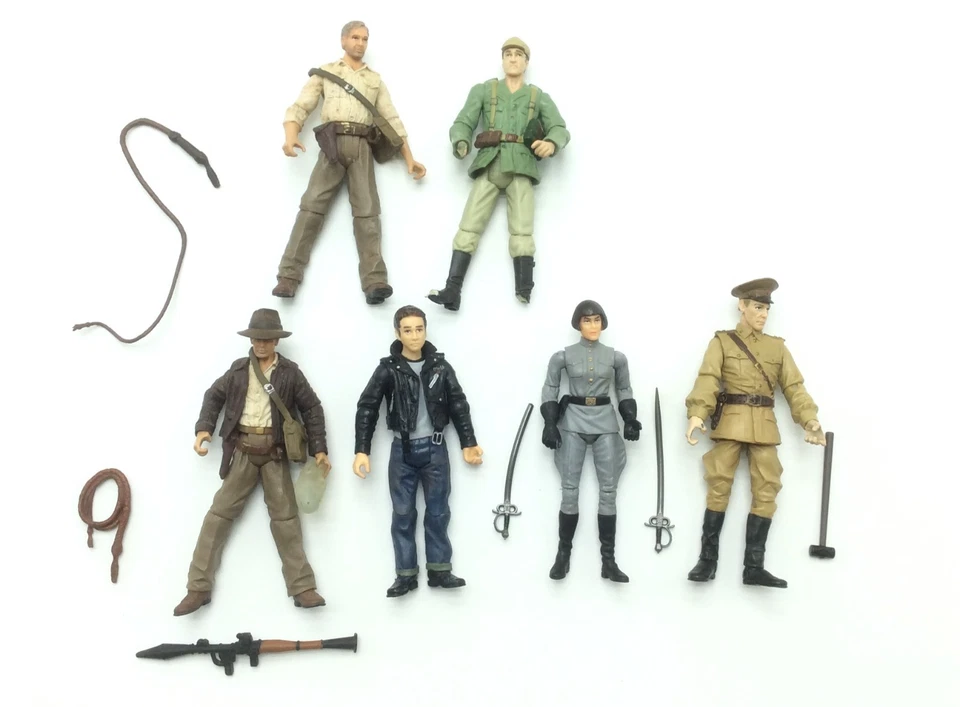 LOTE de cortador y figuras Hasbro Indiana Jones & The Kingdom cráneo de cristal jungla Foto 3 de 4