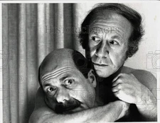 Press Photo Actors Zack Norman & Michael Emil star in "Sitting Ducks"