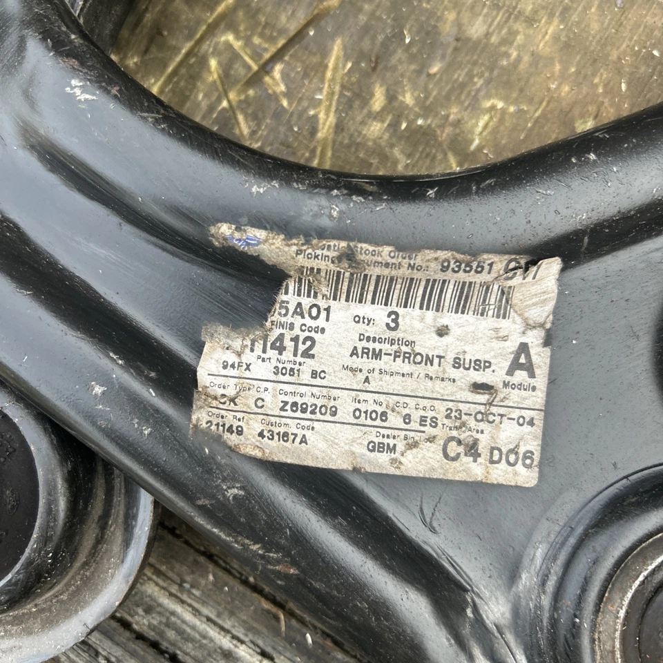 / Suspension Arm fits FORD FIESTA 1.6 Front Left 89 to 95 and front right  - Image 3 of 4