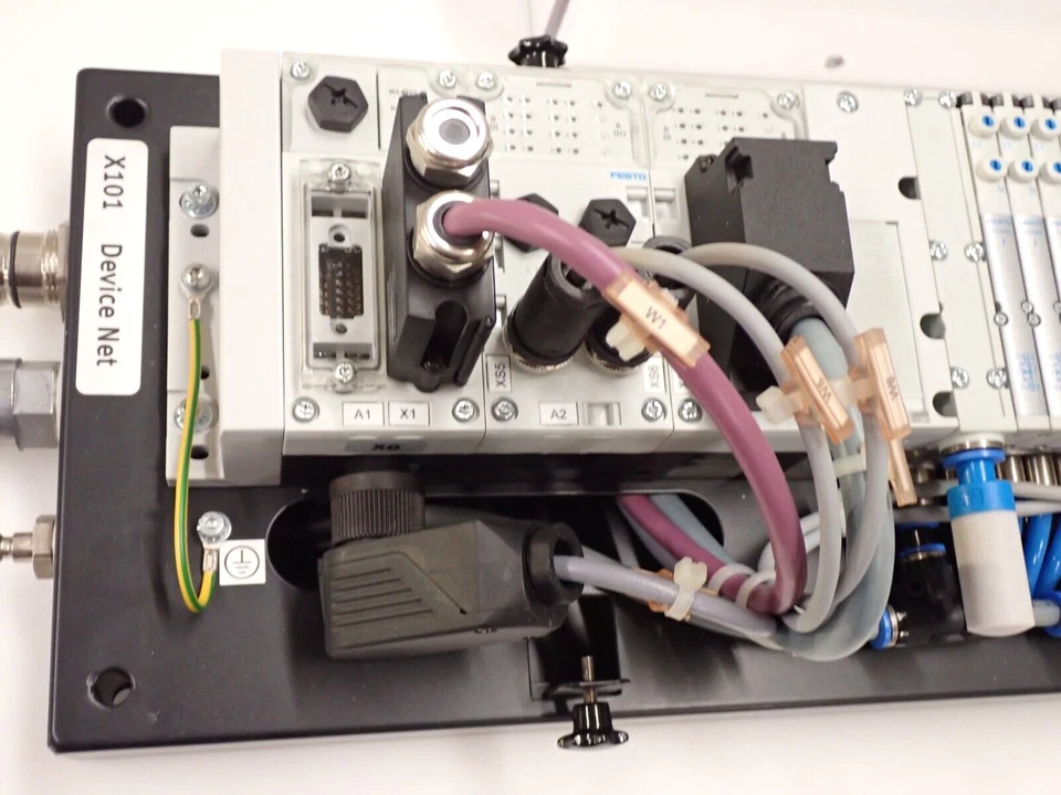 KUKA ROBOT FESTO TERMINAL COLECTOR BLOQUE ASPIRADORA GENERADOR X101 DISPOSITIVO NUEVO Foto 4 de 4