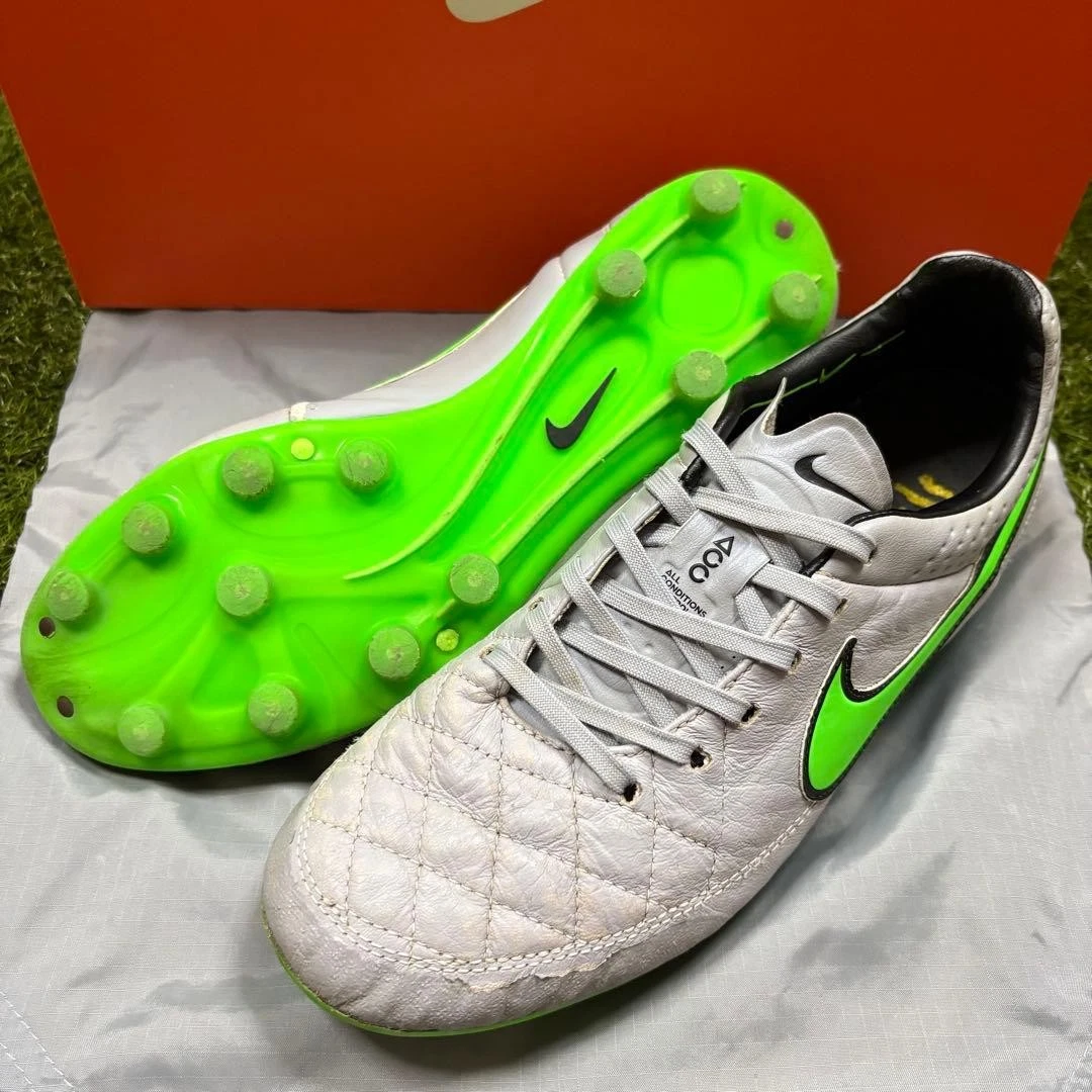 Nike Tiempo Legend V Soccer Shoes for sale | eBay