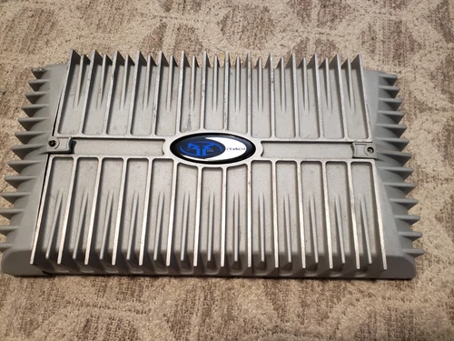 Rockford Fosgate Power 1051S 2. **ONLY LEFT SIDE HAS SOUND**