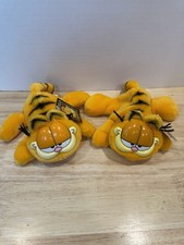 Vintage NOS 2 Garfield the Cat Jim Davis 6" Bean bag Plush Paws NWT