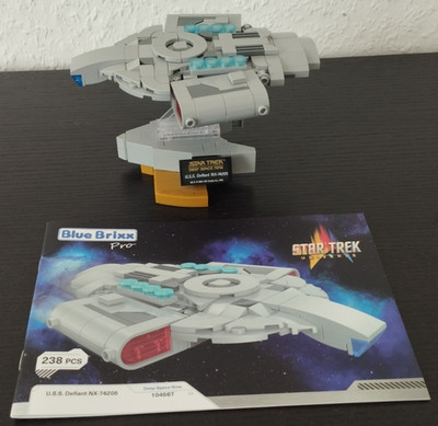 Bluebrixx Star Trek 104567 U.S.S. Defiant NX-74205 *Top Zustand*