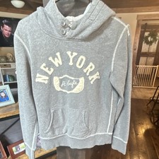 American Eagle Outfitters Women s Gray Logo Graphic Fleece Hoodie M