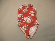 Full Tilt Size M Womens Red Floral Keyhole Unlined Halter Bodysuit 3YLS14486