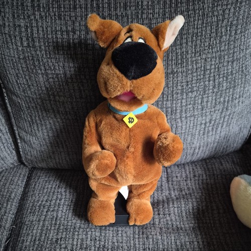 2000 Warner Bros. Store - Scooby-Doo Singing Dancing 16" Plush WORKS