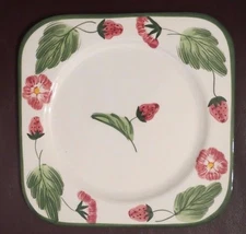WILLIAMS SONOMA ~ STRAWBERRY & FLOWER (WS0121) ~ SQUARE PLATE ~ 8.25" 