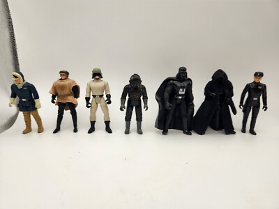 7 Vintage Star Wars Figures. 1980-1999 Kenner Lucasfilm franchise