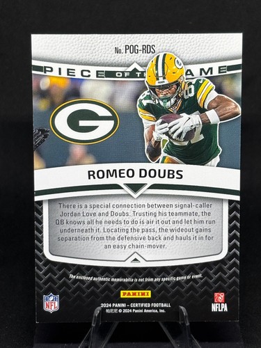 Romeo Doubs 2024 pieza de juego certificada Panini reliquias rojo/99 #POG-RDS Packers - Imagen 2 de 2