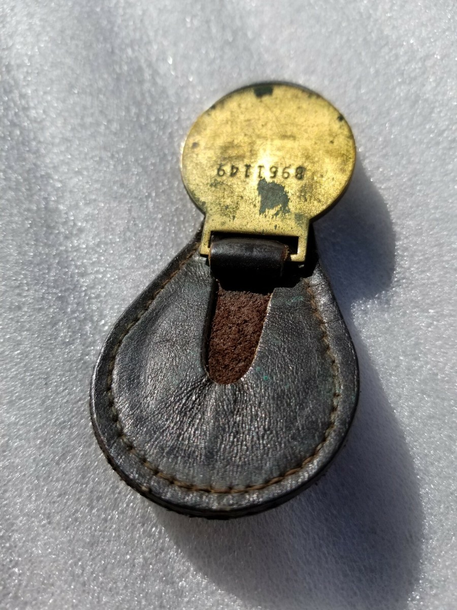 VTG CHRYSLER EMBLEM LEATHER & BRASS KEYCHAIN VIP DELIVERY