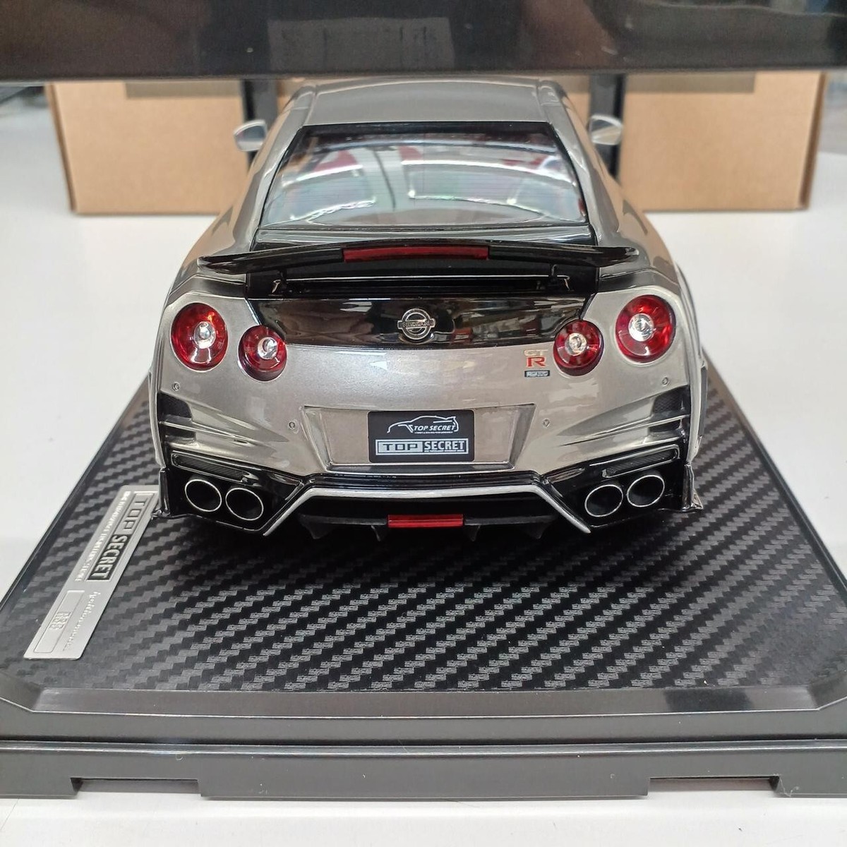 イグニッション モデルTOPSECRETGT-RGun llic Ignition Model 1/18 Nissan GT-R R35 Top Secret Gun Metallic with