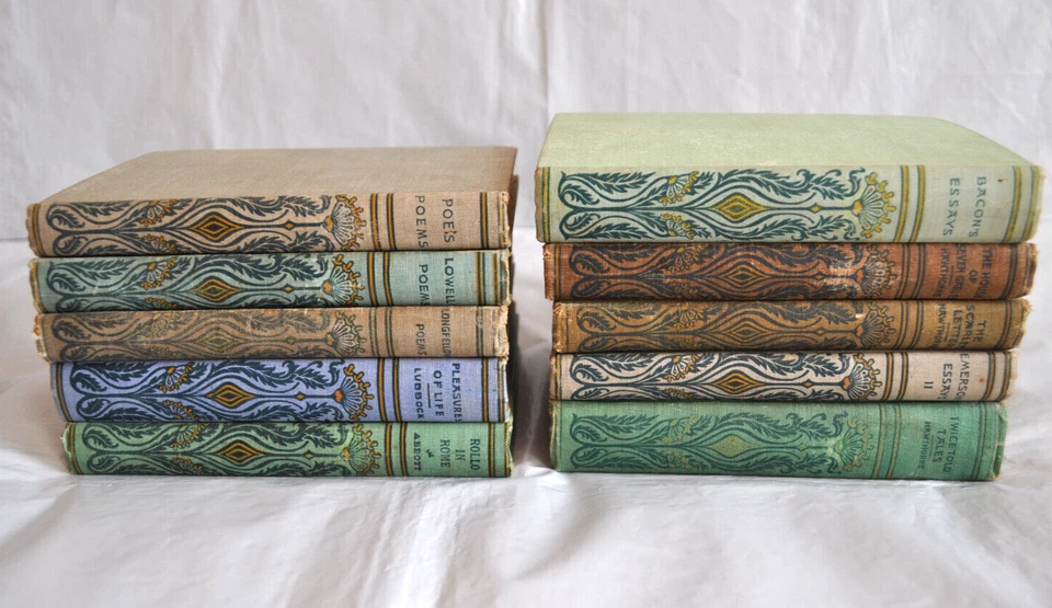 Lot of 10 Vintage End of 19th Century Books Poems Essays Novels Literature Foto 3 de 4