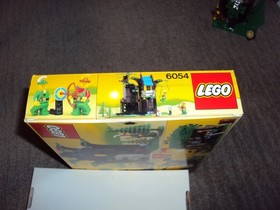 LEGO 6054 LegoLand Castle Forestmen's Hideout Complete Inner Box & 2 Manuals