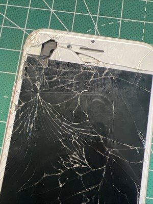 Apple iPhone 7 32GB Rose Broken Screen a1778 For Parts | eBay