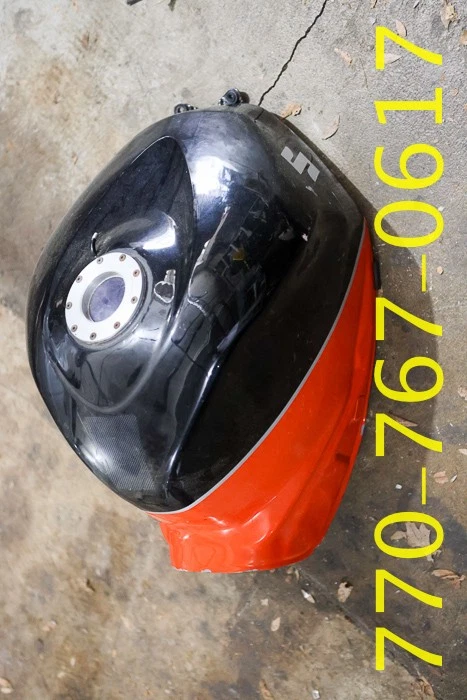 Suzuki GSXR1000 2006 tanque de gasolina pila de combustible depósito de gasolina Foto 2 de 4