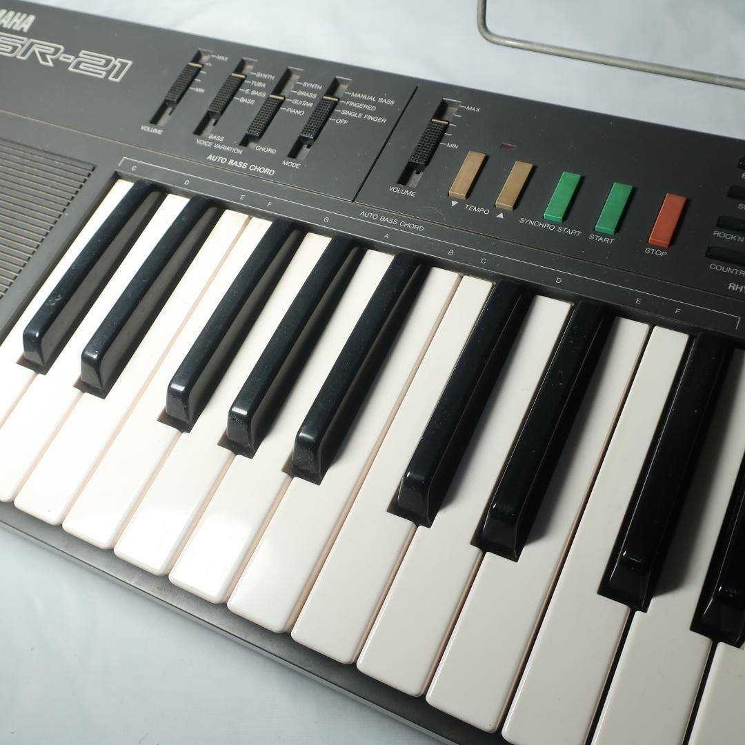 Yamaha PSR-21 49-Key Keyboard Synth Retro LOFI Sound Tested