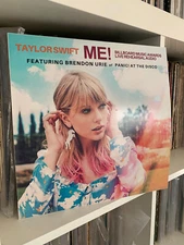Taylor Swift – Me -Live Billboard Music Awards - Cover Only - No Record