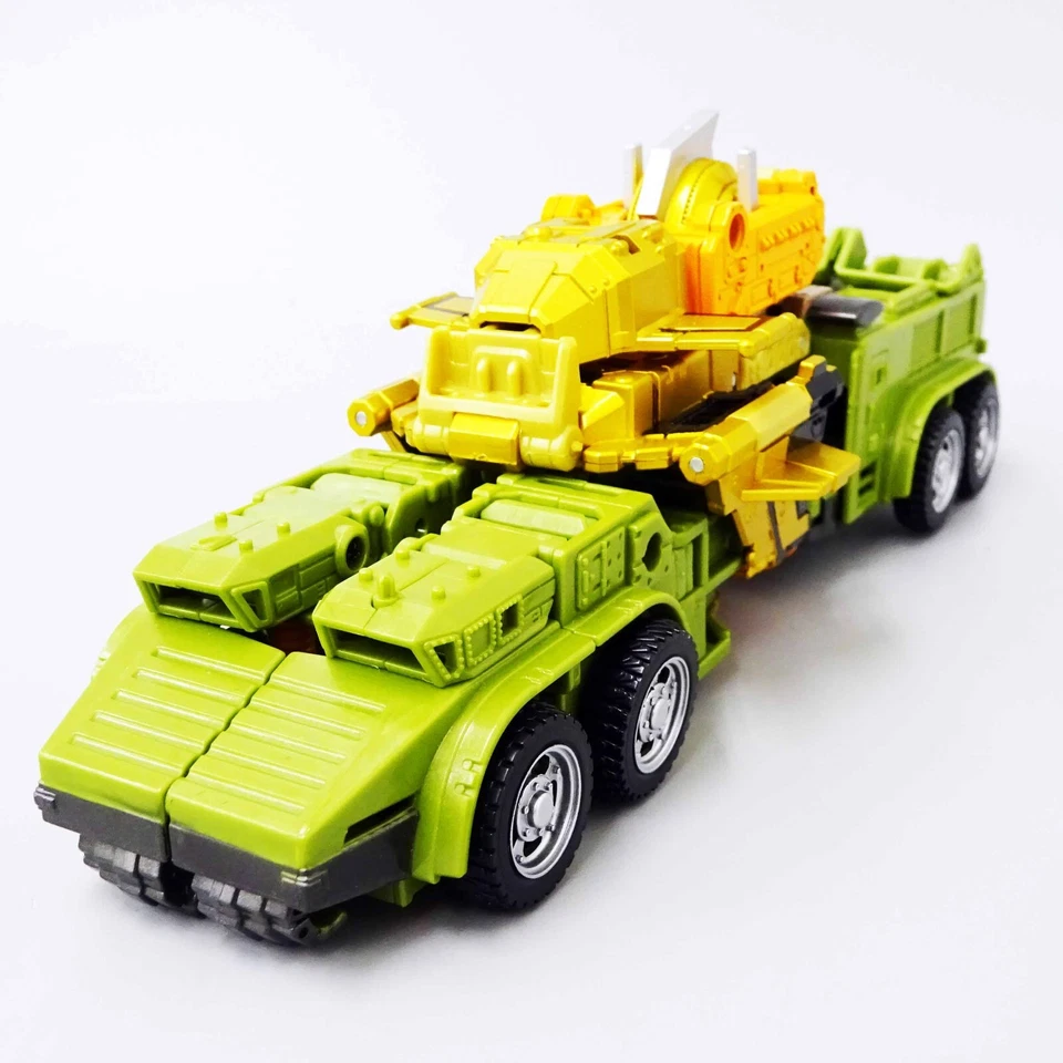 Transformers Unite Warriors UW-EX Baldigus Action Figure Takara Tomy Used - Image 4 of 4