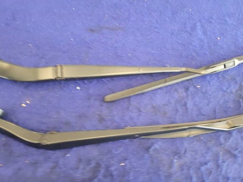 2016-2021 Chevrolet Camaro SS 6.2L LT1 Windshield Wiper Arms Blades 2434 - Picture 4 of 12