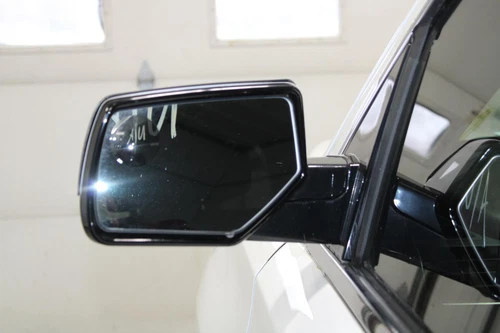 Used Left Door Mirror fits: 2019 Chevrolet Tahoe power w/o turn signal Left Grad