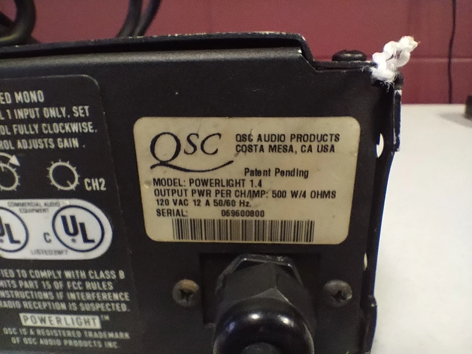 QSC Powerlight 1.4 Amplifier Professional Audio Amplifier - Image 3 of 4
