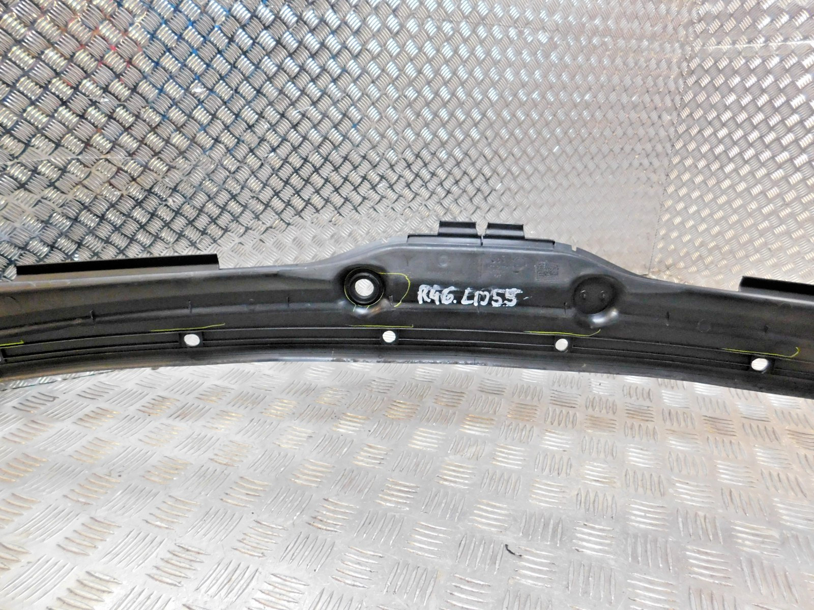 8402642 Bmw X5 Series E53 Cover Windshield Wiper Trim Front Windscreen Cover thumbnail 19