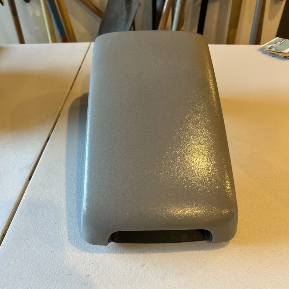 Toyota Camry 2012-2017 consola central deslizante tapa reposabrazos gris OEM Foto 4 de 4