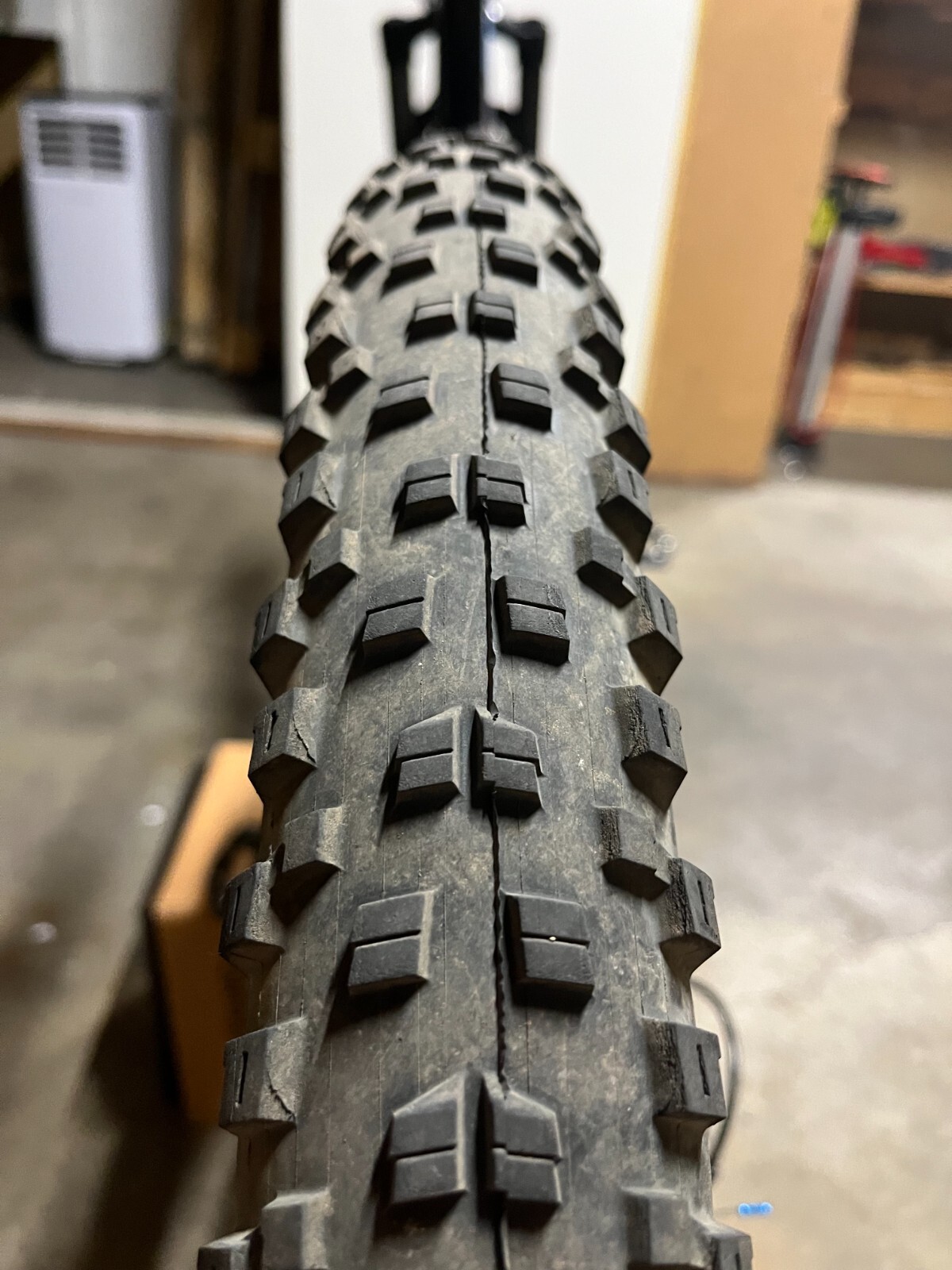 2021 Devinci Kobain Hardtail 29er Mountain Bike (Medium)