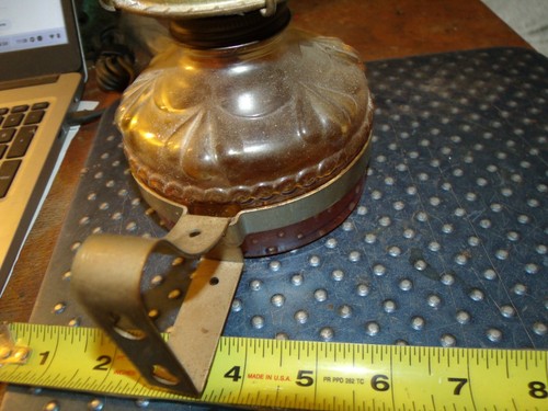 Vintage Eagle Kerosene Lamp - Picture 5 of 5