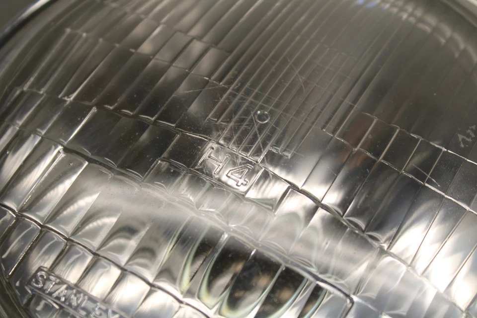 85-86 SUZUKI MADURA 1200 FARO ÚNICO FARO FARO LUZ BB691 Foto 3 de 4