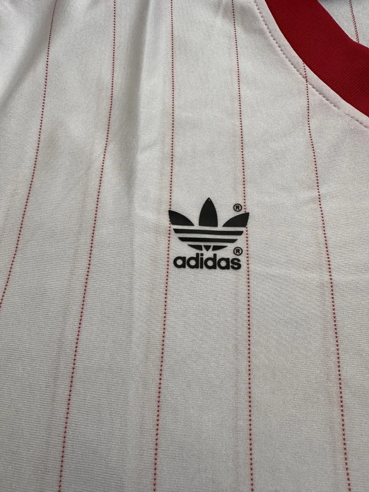 Poland home retro jersey- Size L - Image 3 of 4