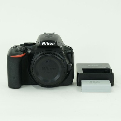 Nikon D5500 DSLR Camera 24.2MP Touchscreen 28001 Shutter Count Excellent