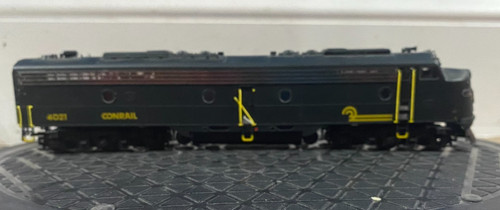 Locomotora a escala Life Like Ho Conrail 4021 motor diésel funciona | Condition: Used