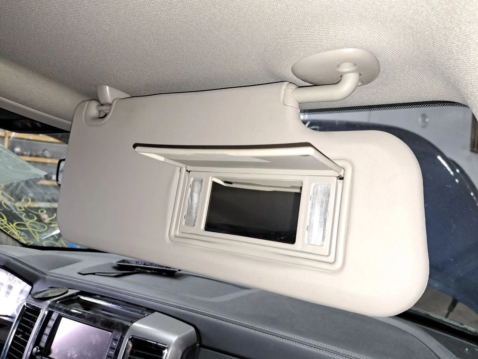 Солнцезащитный козырек со стороны пассажира Rh 2012 Ram1500 Sku #4236546 - Изображение 2 из 4