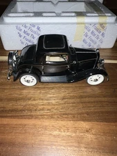 Franklin MINT 1932 Ford Deuce Coupe B11TQ11 1/24