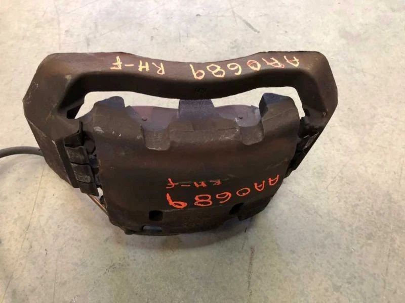 Pinza delantera derecha derecha Ford F450 Super Duty 00-03 con soporte de montaje 29/03/00 y superior Foto 2 de 4