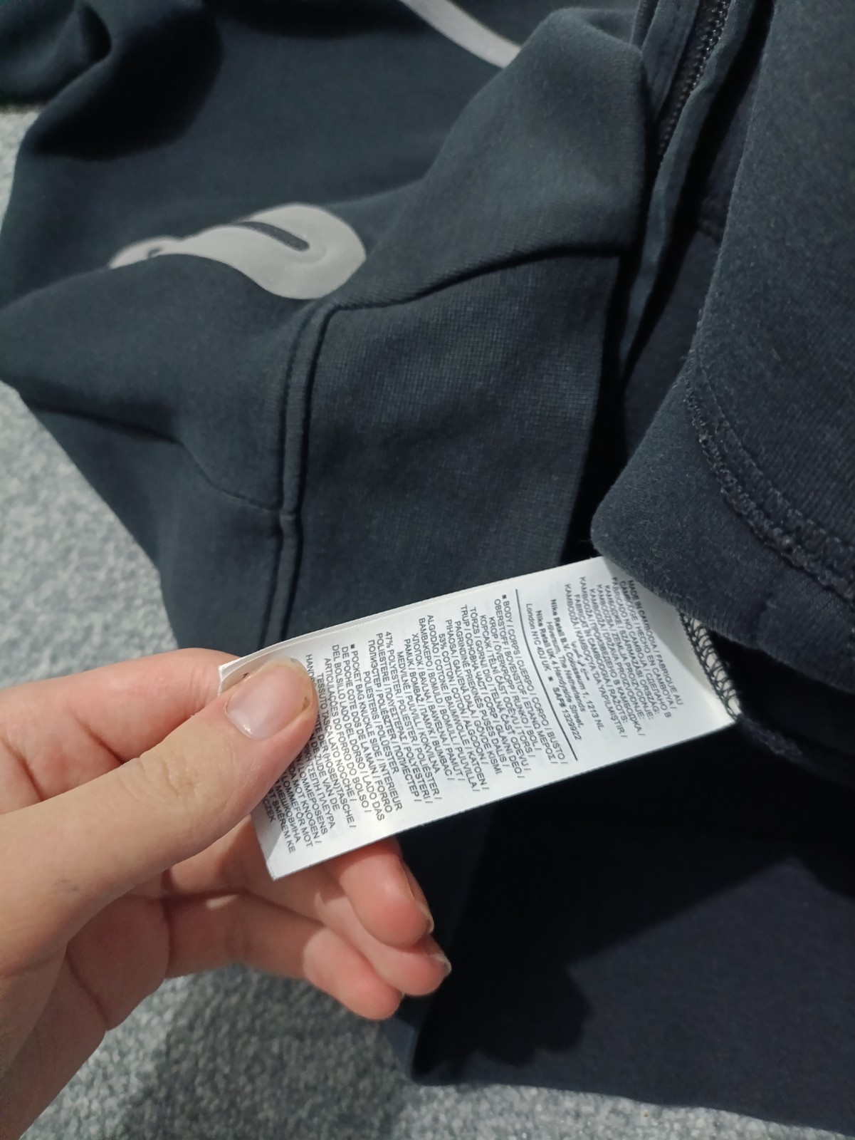 New Season Black Silver Nike Reflective Tech Fleece S Rare image 3