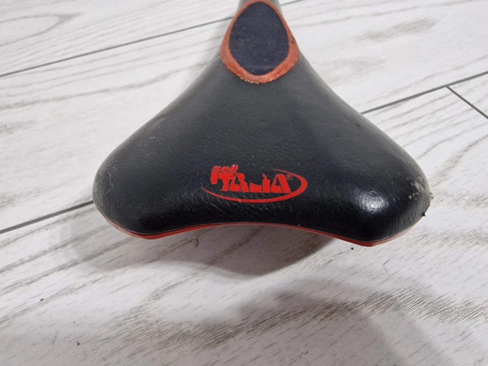 Sillín de bicicleta de carretera Selle Italia Nitrox de colección cuero negro y gel asiento de bicicleta Foto 4 de 4