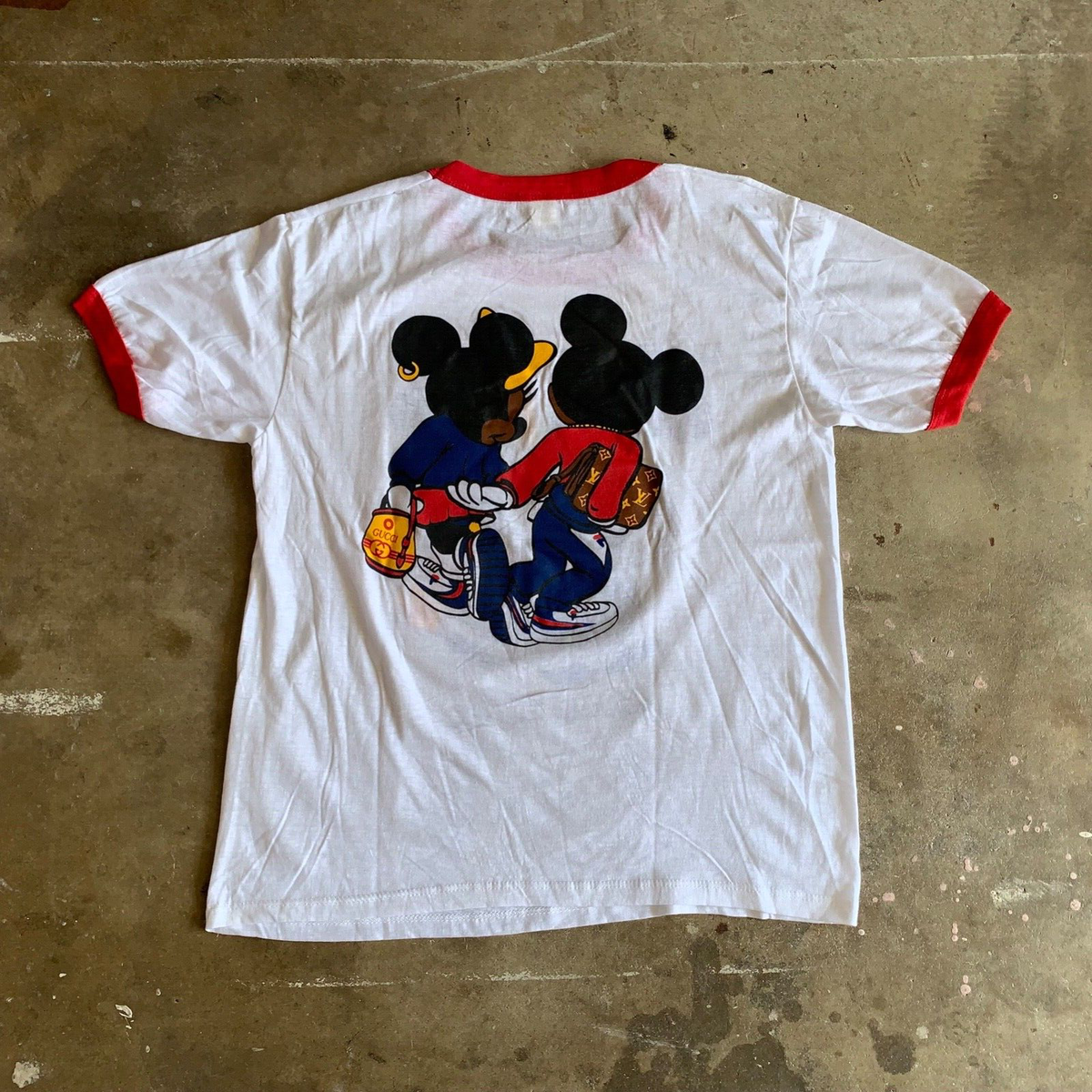80s - 90s MICKEY MOUSE & MINNIE DISNEY HIP HOP BOOTLEG T 80s - 90s MICKEY MOUSE & MINNIE DISNEY HIP HOP BOOTLEG T