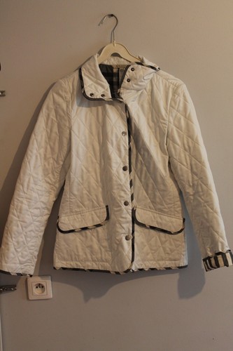 Burberry women quilted nova chek jacket 
