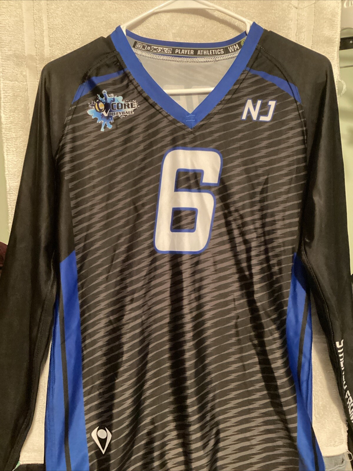 Picture 1 of 9