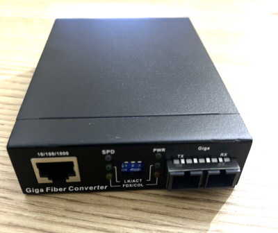 TYCO ELECTRONICS GIGA FIBER Converter 0-1591020-7 PEL-MC-1GB-MMSC-UK