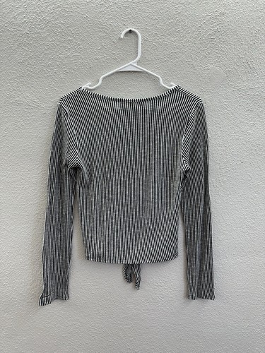 Caution To The Wind Womens Shirt Size Unknown Black White Striped Long Sleeve - Picture 5 of 9