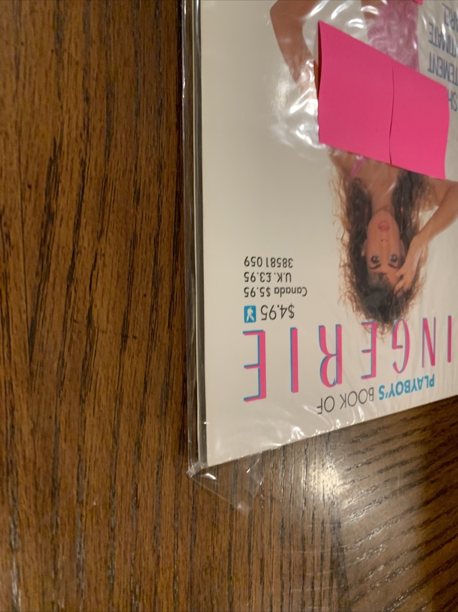 アメリカ版 PLAYBOY SPECIAL EDITIONS Playboy Magazine Special Issue Tribute: Amazon.com: Books