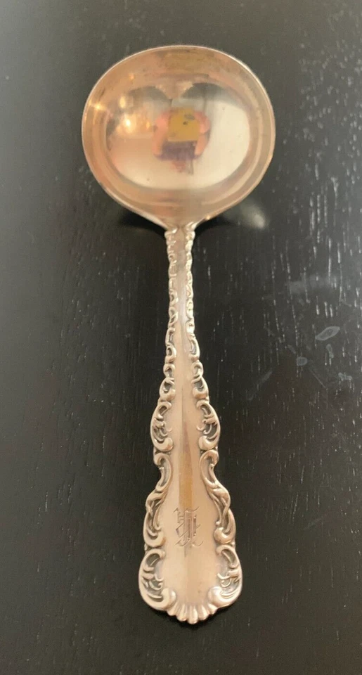 Cuchara con monograma de plata esterlina Birks Louis XV salsa crema salsa salsa salsa salsa Foto 2 de 4