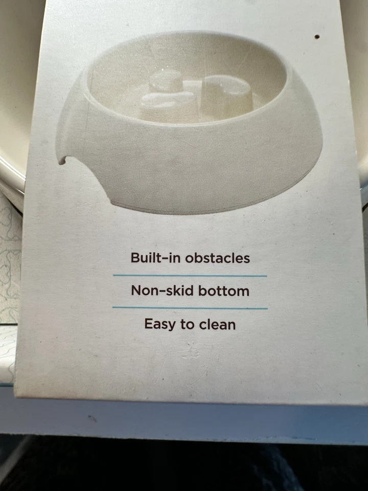Cuenco alimentador lento para perros Martha Stewart Foto 4 de 4