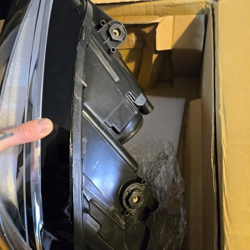 471445411 2011-ON WV JETTA ELECTRIC W/MOTOR HEAD LAMP UNIT LH Tyc 20-C584-05-2B - Picture 5 of 8